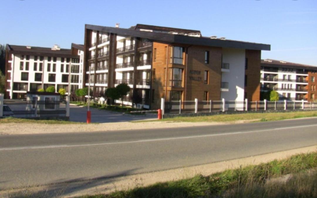 Aspen Luxury Apartamnet Razlog Eksteriør billede